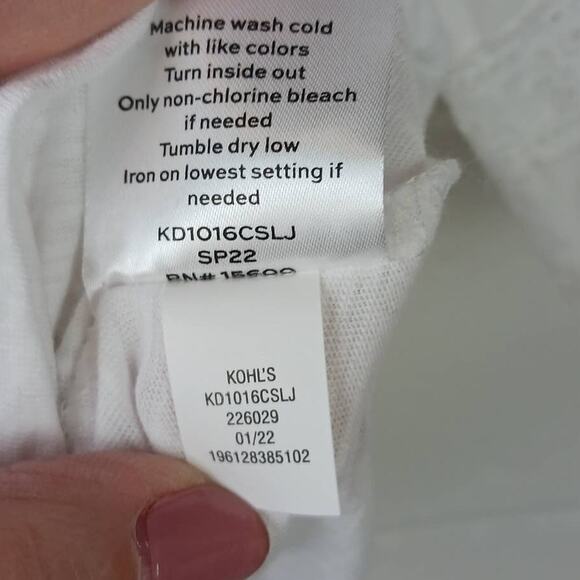 Women's DRAPER JAMES RSVP™ SZ XS Embroidered Pintuck Top - Picture 8 of 8